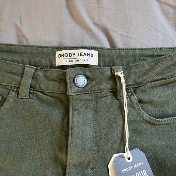 NWT Brody Jean shorts - Picture 2 of 4